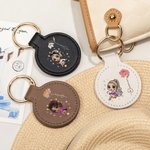 Personalizado de moda de la muchacha del nacimiento de la flor fuerte magnético clip de sombrero de cuero con nombre de accesorios de viaje regalo de cumpleaños para las mujeres niñas