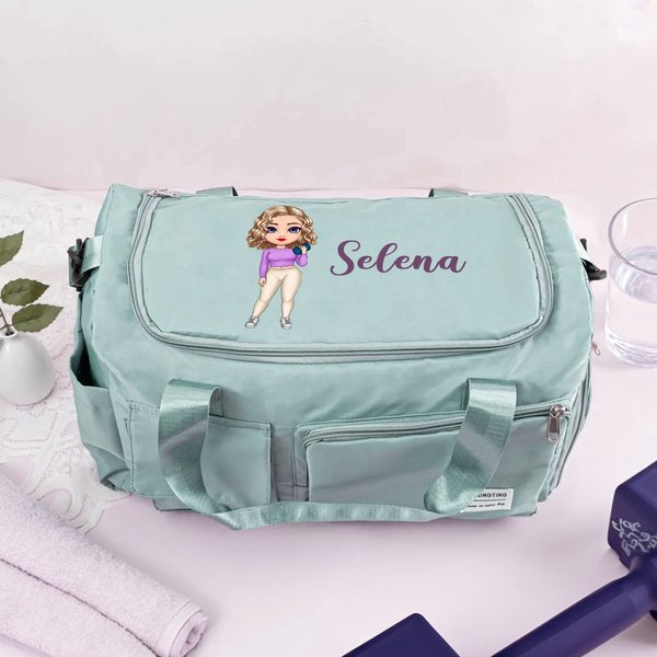 Personalizzato Cartoon Yoga Fitness Girl Grande nome Weekender Borsa da viaggio con più scomparti e tracolla Regalo di compleanno sportivo per le donne
