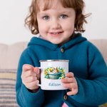 Taza esmaltada de 11 oz personalizada con el nombre Conejo dormido en una cesta Regalo de cumpleaños de Pascua para niños Niñas