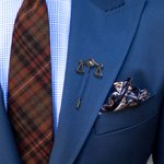 Alfiler de solapa personalizado Escala de la Justicia con iniciales grabadas Accesorio de traje Regalo de cumpleaños para abogado Graduados de la Facultad de Derecho Estudiante Juez