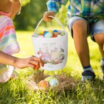 Gepersonaliseerde 2025 Paashaas Eieren Herbruikbare Canvas Mand met Naam Eieren Jagen Vrolijk Pasen Cadeau voor Jongens Meisjes