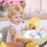 Huevo de Pascua personalizable con nombre Conejito dormilón en una cesta Regalo para fiesta de Pascua para niños