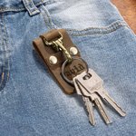 Personalisierte Vintage Leder Schlüsselanhänger mit eingraviertem Namen Gürtel Zubehör Vatertag Geburtstag Geschenk für Männer