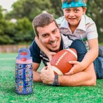 Personalisierte Cartoon Fußballspieler-Geischtfoto 475 ml Kinder Trinkflasche mit Namen und Nummer zurück zur Schule Geburtstag Geschenk für Kinder