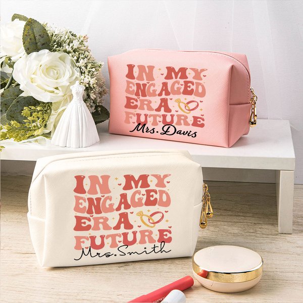 Personalised In My Engaged Era Future Mrs. Leather Makeup Pouch Bag with Name Engagement Bridal Shower Bachelorette Party Gift for Women