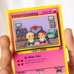 Gepersonaliseerde Schattige Pixel Personage Classic TCG Kaart met Naam en Tekst Kaartspel Collectie Jubileum Valentijnsdag Cadeau voor Koppels