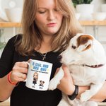 Personalisierte Ein Mädchen und ihr Hund 11oz Becher mit 1-5 Hunde und Namen Geburtstag Geschenk für Frauen Mädchen