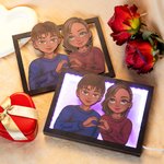 Marco de madera con soporte y personaje de dibujo animado con gesto de corazón personalizado regalo de San Valentín o aniversario para pareja