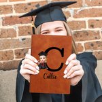 Personalizada de dibujos animados Graduado Inicial PU Cuaderno de cuero con el nombre y 200 páginas rayadas Cumpleaños Regalo de graduación para los graduados