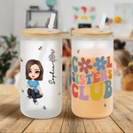 Gepersonaliseerde Cool Sisters Club Cartoon karakter geboorte bloem 20oz Frosted glazen beker met naam en rietje Verjaardagscadeau voor vrouwen meisjes