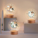 Luce notturna a LED personalizzata con nome e design dell'astronauta con foto base in legno decorazione per cameretta regalo di compleanno per bambini