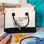 Gepersonaliseerde Cartoon Medische Karakter Canvas Waterdichte Voering Tote Bag met Naam en Naamwoord Medische Dag Verjaardag Waardering Gift voor Verpleegkundige Arts
