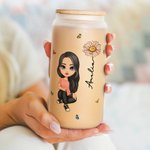 Gepersonaliseerde Cool Sisters Club Cartoon karakter geboorte bloem 20oz Frosted glazen beker met naam en rietje Verjaardagscadeau voor vrouwen meisjes