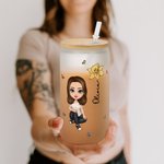 Gepersonaliseerde Cool Sisters Club Cartoon karakter geboorte bloem 20oz Frosted glazen beker met naam en rietje Verjaardagscadeau voor vrouwen meisjes
