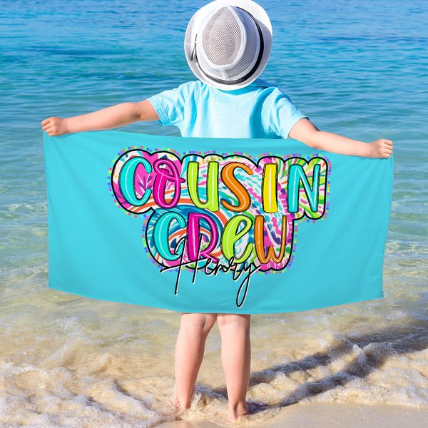 Serviette de plage surdimensionnée avec nom Cousin Crew Multicolore Paisley Design Personnalisée Cousin Crew Quick Dry Summer Travel Holiday Essential Gift for Family Kids