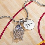 Collana con ciondolo in cristallo stereoscopico personalizzata con nome e numero incisi regalo per appassionati di basket