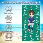 Serviette de Plage Personnalisée avec Nom Numéro et Personnage Style de Football Cadeau Anniversaire pour Amoureux du Football