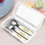 Personligt gaffel sked kniv 3 delar bestickset med fodral och namn Födelsedagspresent till skolan i rostfritt stål för barn Söt fyrkantig djur säker