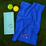 Personalised Embroidered Pickleball Paddle Design Waffle Towel with Name and Hanging Clip Birthday Sport Accessories Gift for Pickleball Sport Lover