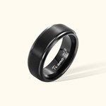 Anello da uomo personalizzato con testo inciso all'interno colore nero in tungsteno regalo di San Valentino anniversario festa del papà per uomini
