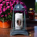 Personalisierte Porträt LED-Kerze mit Namen Datum Flammenlos Batteriebetrieben Sympathie Memorial Geschenk zum Verlust eines Geliebten Menschen