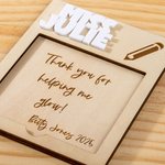 Set di porta note appiccicose in legno 3D personalizzate con nome e testo incisi Regalo di fine anno di apprezzamento per l'insegnante