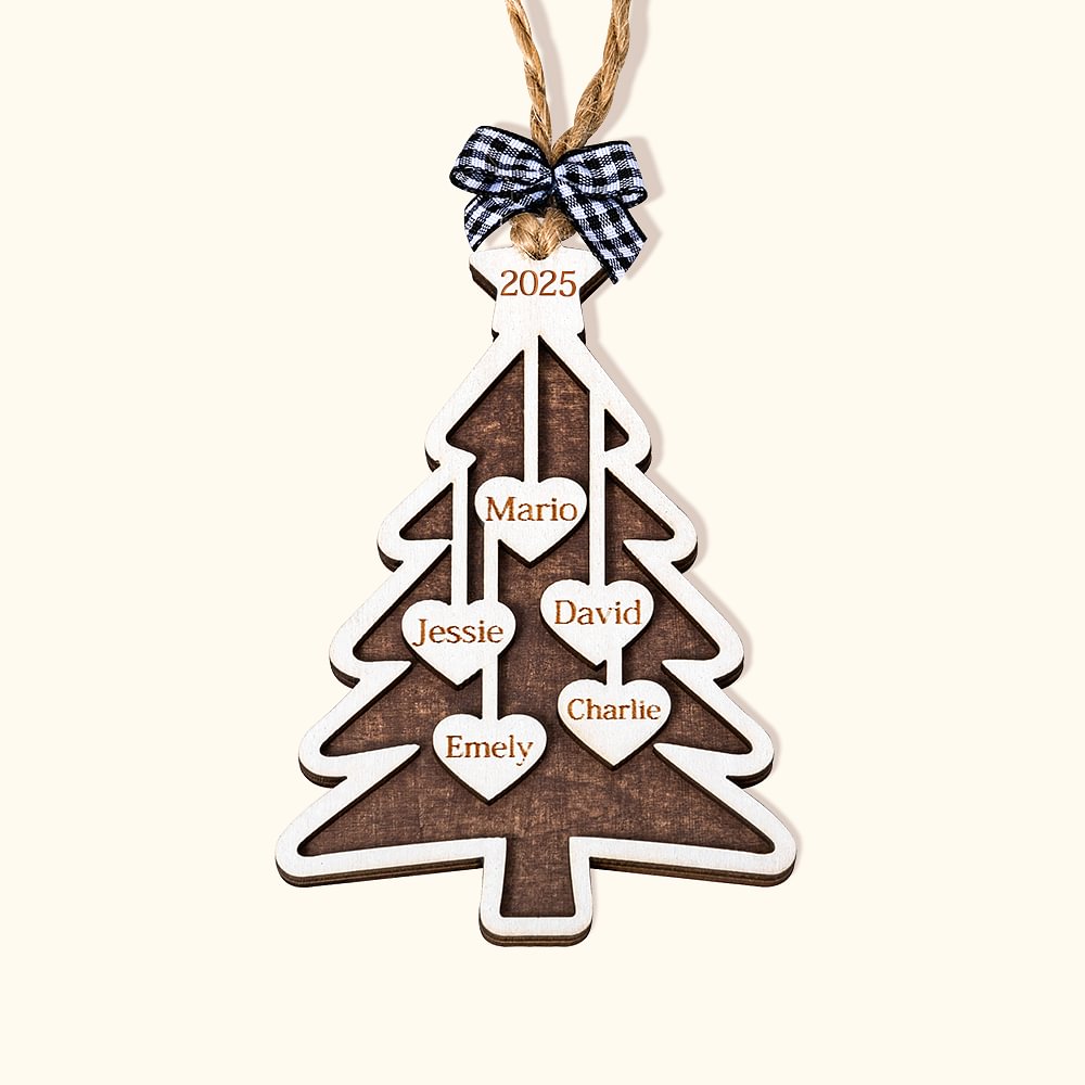 Ornement en Forme de Sapin Personnalisé avec Nom sur le Coeur Décoration Familiale en Bois Cadeau de Noël pour la Famille