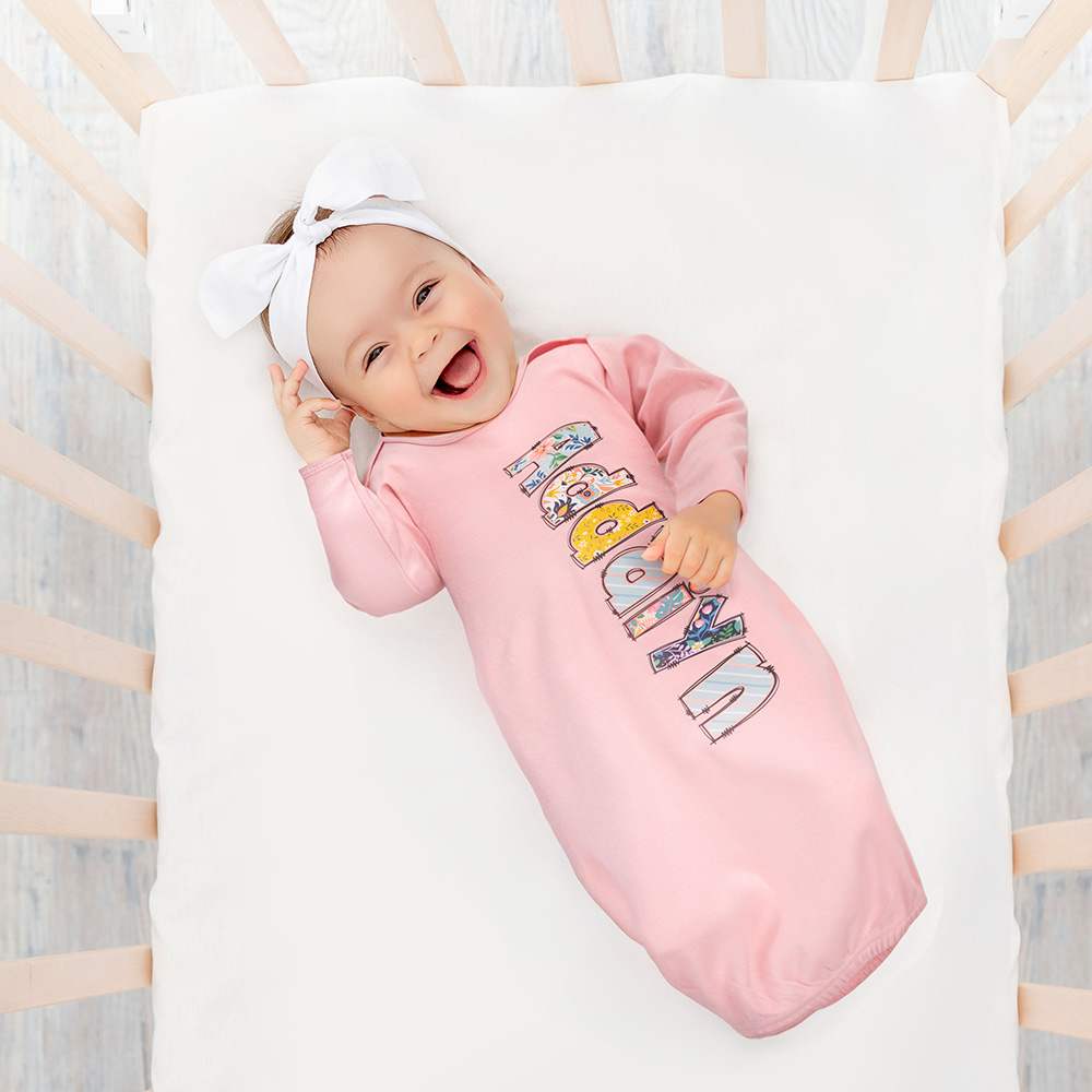 Robe de nuit personnalisée en coton avec le nom de l'enfant Cadeau d'anniversaire pour les nouveaux-nés