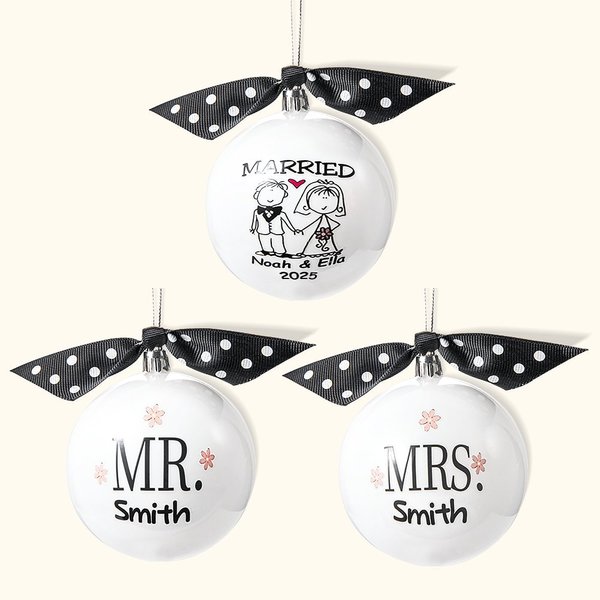 Mr and Mrs Wedding Ornament Set of 3 Christmas Balls