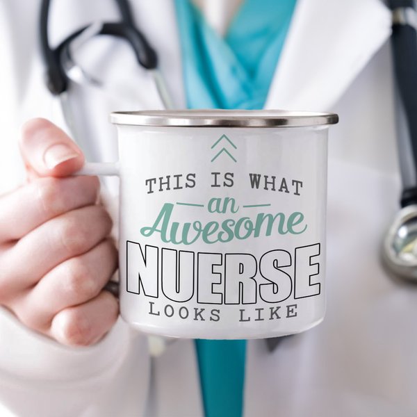 Tazza personalizzata An Awesome Nurse 11oz Silver Rim Enamel con testo Compleanno Apprezzamento Regalo di laurea per studenti di medicina infermieri