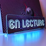 Présentoir de Disques Vinyles Personnalisé avec Texte Lumière Colorée Changeable Console en Acrylique Cadeau Anniversaire pour Mélomane