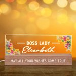Personalisierte Floral Boss Lady Name LED-Nachtlicht mit Text und hölzerne Basis Home Decor Geburtstagsgeschenk für Frauen Führer