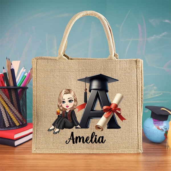 Henkilökohtainen sarjakuva Grad hattu tyttö Initial suuri Juutti Kangaskassi nimi Valmistuminen matkamuisto syntymäpäivälahja naisille