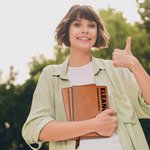 Personligt anteckningsblock med namn och text i läderimitation med 100 linjerade sidor Födelsedag Uppskattning Kontorsgåva för kollegor Ledare