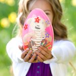 Personalisiertes Befüllbares Blumen Jumbo Oster-Ei mit Namen Ostern Eiersuche Osterkorb Party Geschenk für Jungen Mädchen