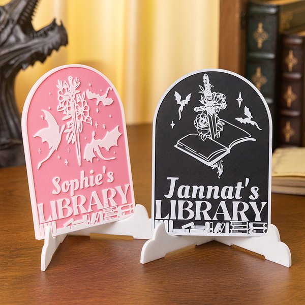 Personifierad 3D-utskrift Fantasy Book Dragon Sword Floral Library Arched Sign med namn Skrivbord Bokhylla Dekor Födelsedag Läsgåva för bokmaskar