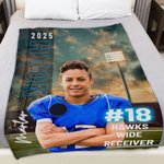 Gepersonaliseerde Multicolor Voetbalveld Achtergrond Zachte Deken met Naam en Nummer Huisdecor Senior Night Gift voor Bal Sportliefhebber