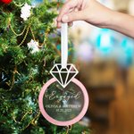 Gepersonaliseerd Romantisch Verloofd Diamanten Ring Ornament met Naam en Datum Waardering Verlovingscadeau voor Paar