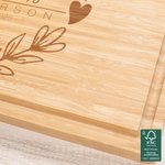 Planche à découper pour charcuterie en bambou FSC avec nom, date et jus de fruit Cadeau de pendaison de crémaillère pour couple