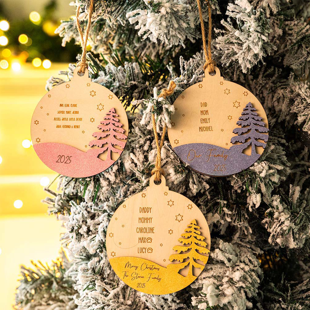 Ornement de Noël personnalisé en bois gravé avec 1 - 8 noms et corde de chanvre Cadeau de décoration de Noël pour la famille