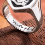 Anillo de escudo personalizado con escudo de familia y texto grabado en el interior regalo especial de cumpleaños para la familia