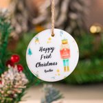 Ornamento natalizio personalizzato in ceramica della famiglia dello Schiaccianoci e della Fata Confetto