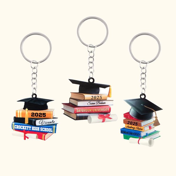 Personalised 3D Effect Graduation Cap Book Keychain Bag Charm with Name and Year Class of 2025 Graduation Gift for Graduates