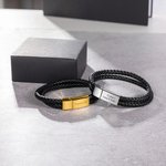 Bracciale classico personalizzato in pelle PU intrecciata con testo inciso regalo di compleanno San Valentino e festa del papà per uomo