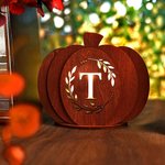 Gepersonaliseerde 3D Pompoen Theelichthouder met Initiaal en LED-kaars Woondecoratie Halloween Verjaardagscadeau voor Vriend Familie