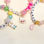 Personalizado lindo conejo encanto colorido elástico de cuentas pulsera con nombre de Pascua de regalo para las niñas las mujeres