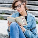 Marque-page en cuir avec pochette pour stylo Accessoire de lecture pour le bureau Cadeau d'anniversaire pour les rats de bibliothèque Famille Amis