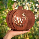 Gepersonaliseerde 3D Pompoen Theelichthouder met Initiaal en LED-kaars Woondecoratie Halloween Verjaardagscadeau voor Vriend Familie