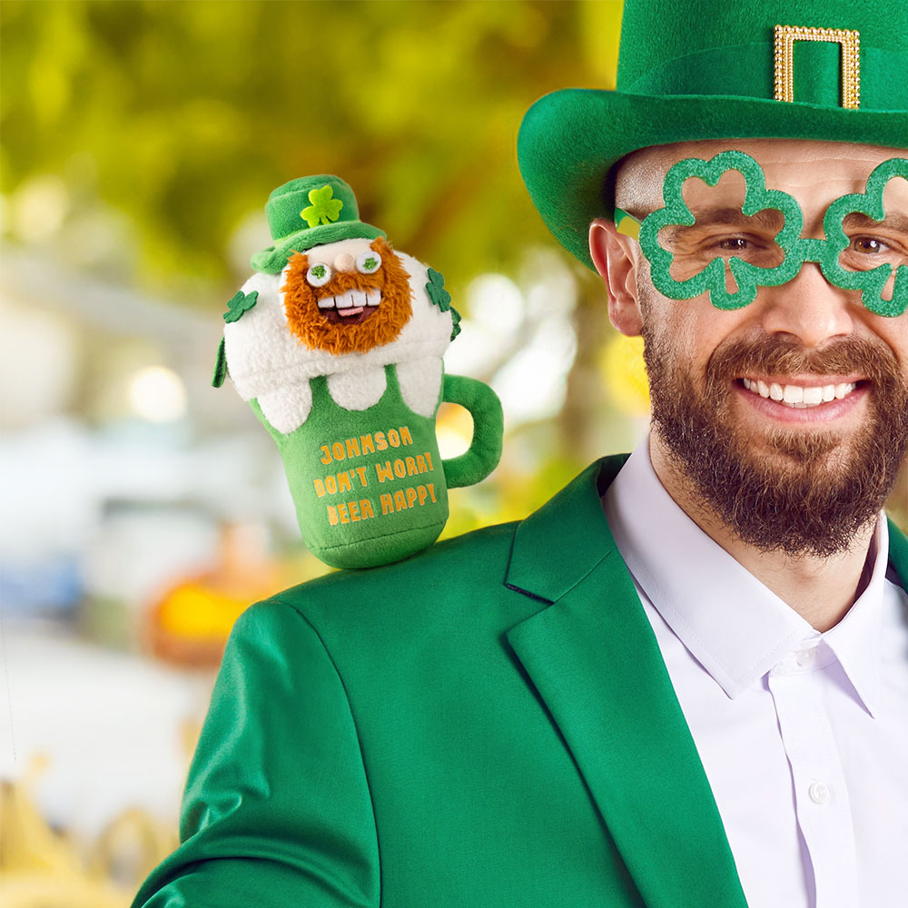 Jouet en peluche magnétique personnalisé avec nom et texte pour la fête de la Saint Patrick Cadeau pour la famille et les amis