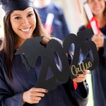 Personalized Wooden Glitter Graduation Cap Guestbook Sign with Name and Year Graduation Party Decoration Gift for Class of 2025 Graduates